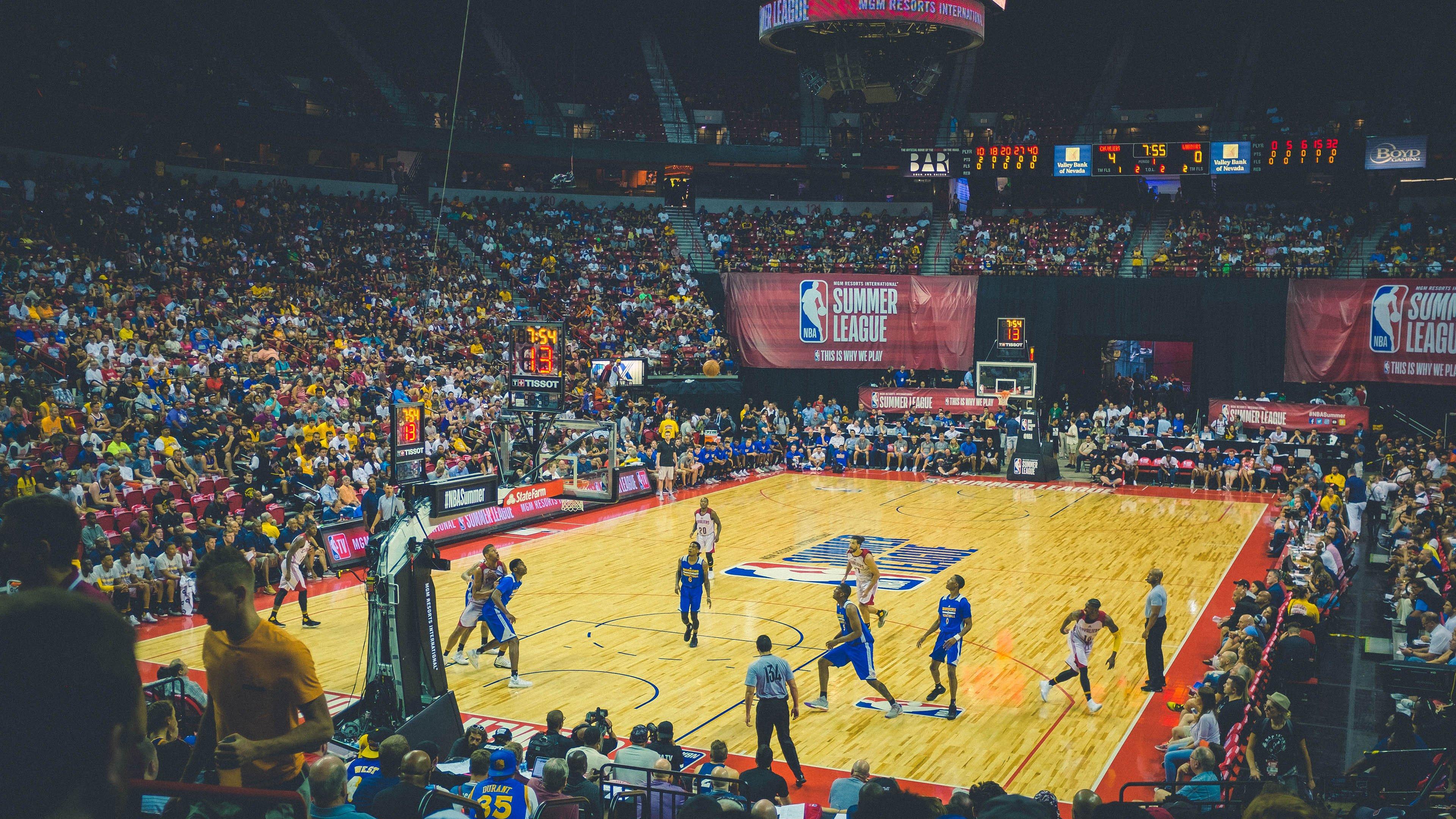 威廉姆森续约前景扑朔迷离 美媒给出五种可能方案